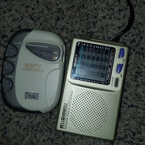 Walkman Lot - Picture 1 of 2